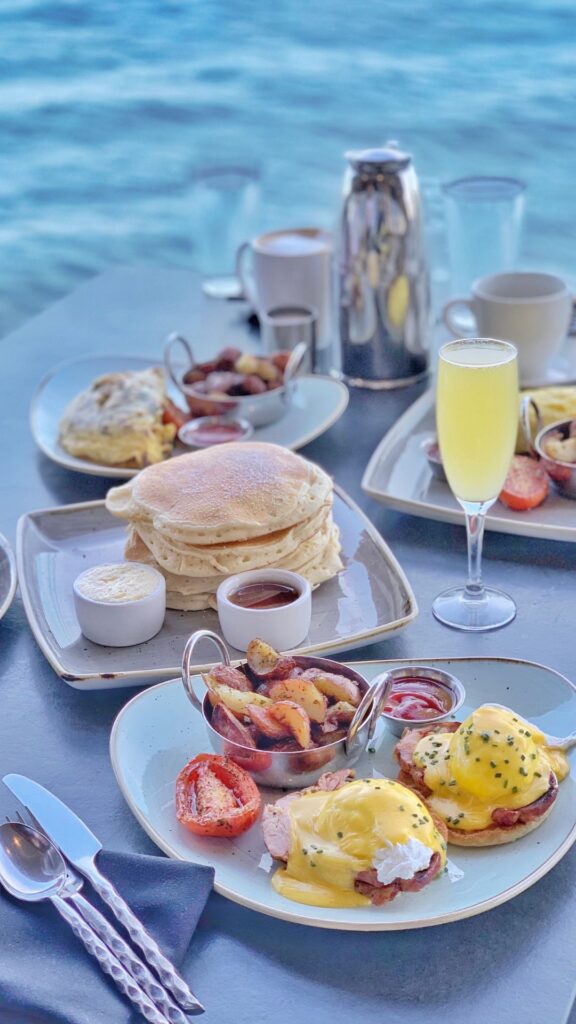 Brunch Cruise on the Water