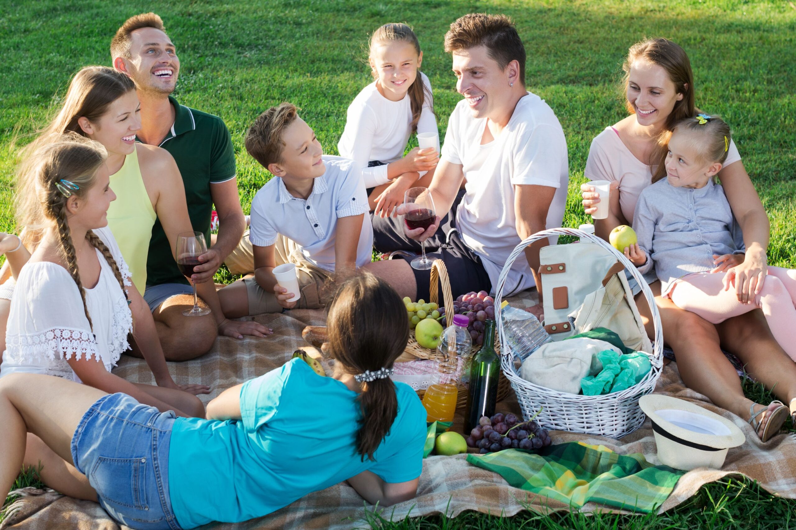How to Plan a Big Picnic Tips for Organizing a Fun and Stress-Free Outdoor Event