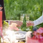 Best Ways to Announce a Wedding Picnic Online