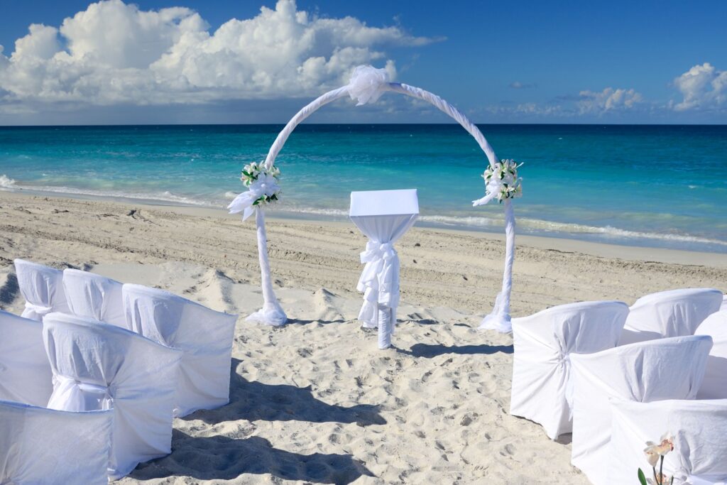 Ideal Start Time for a Wedding Picnic